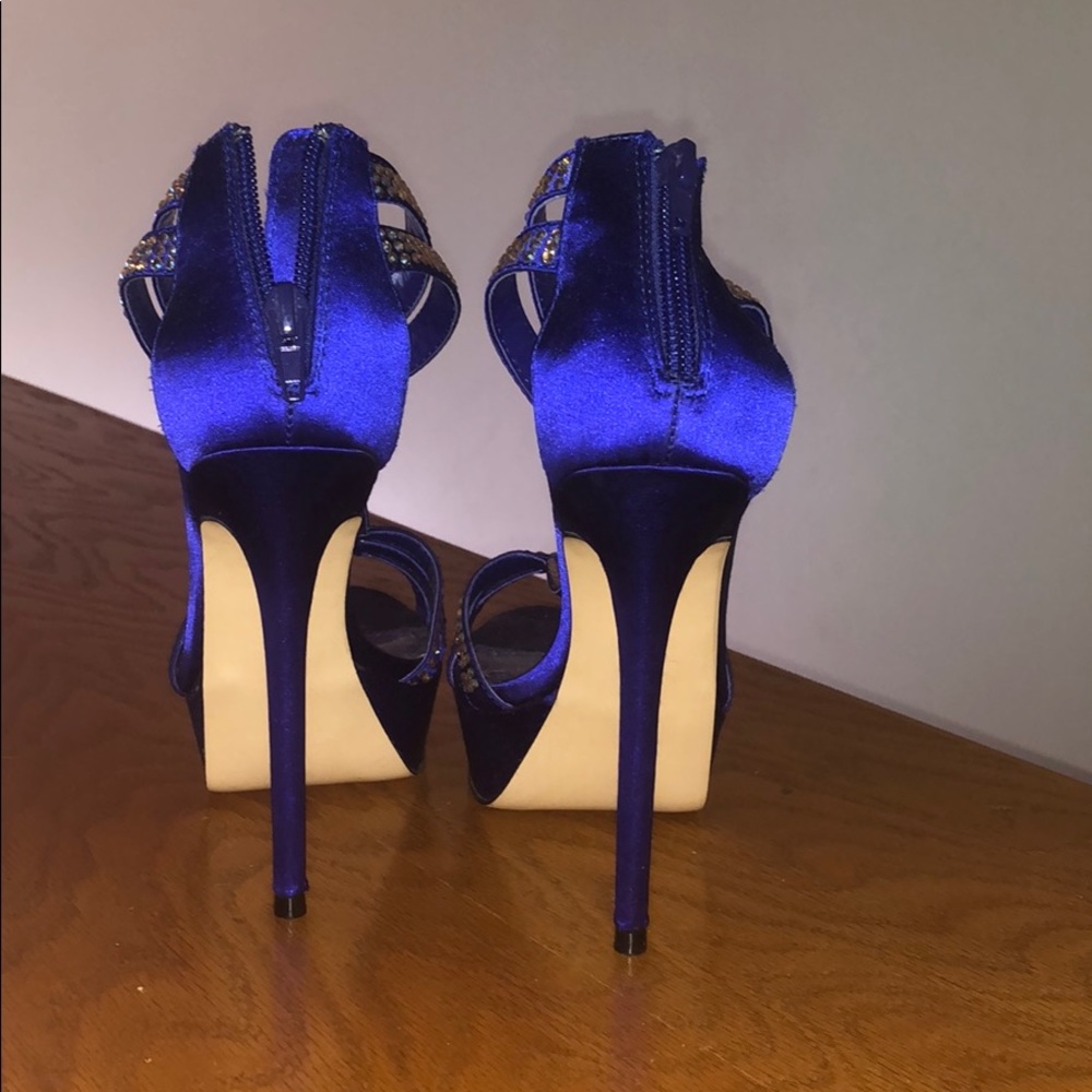 Steve Madden Purple Satin Rhinestone Heels SZ 7 - Picture 3 of 5